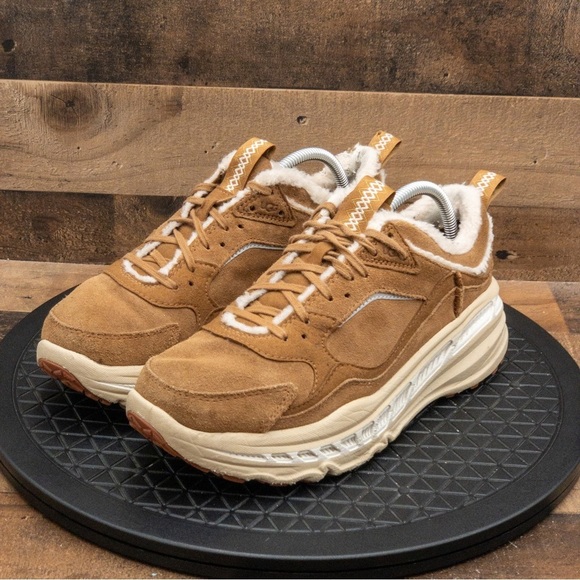 UGG Spill Seam Chestnut Sneakers Men’s Size 9 - Picture 1 of 9